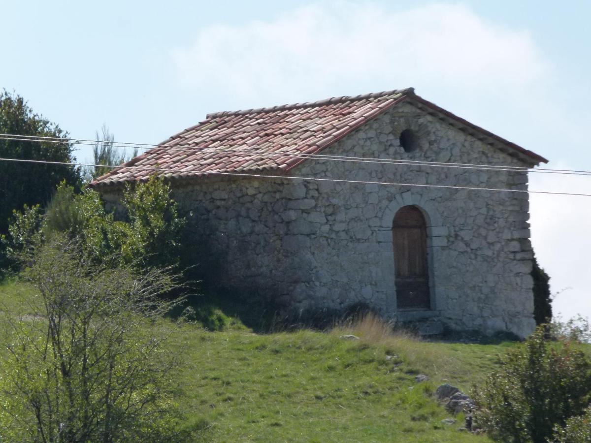 Gite Campagnard Bed and Breakfast Bargème Exterior foto