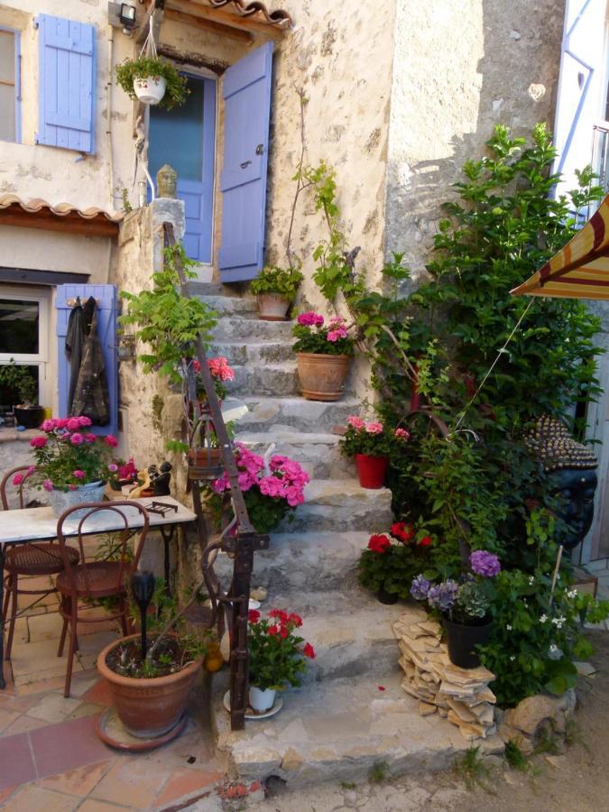 Gite Campagnard Bed and Breakfast Bargème Exterior foto